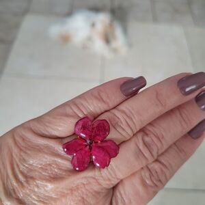 Elegant Floral Red Ring